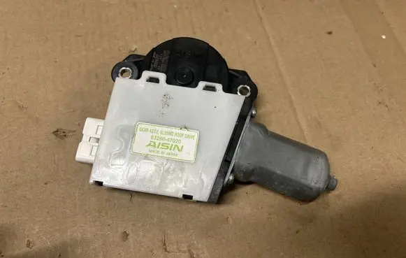 Sunroof motor/actuator