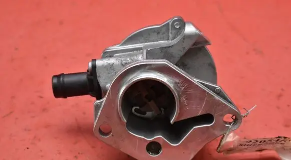 Vacuum pump