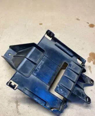 Other engine bay part