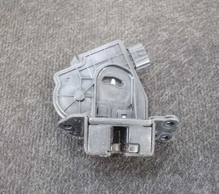 Toyota Verso-S Tailgate/trunk/boot lock/catch/latch 1244312053