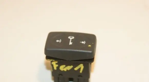 Land Rover Freelander Central locking switch button YUF101531LNF