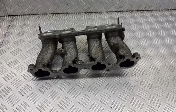 Nissan Altima Intake manifold