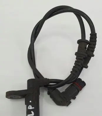 Mercedes-Benz S W220 ABS brake wheel speed sensor 0265007001