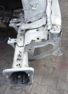 Volvo C30 Front side member 