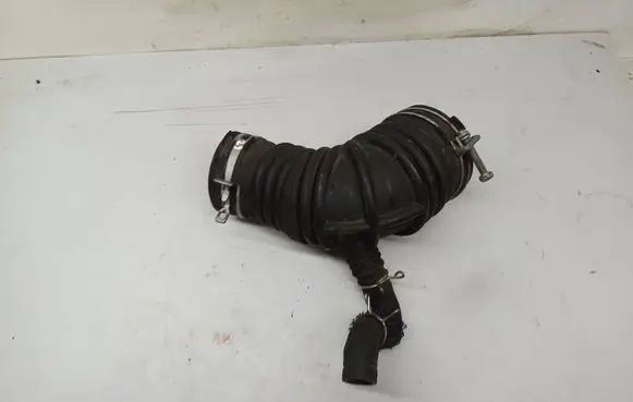Toyota RAV 4 (XA30) Air intake hose/pipe 1788126080