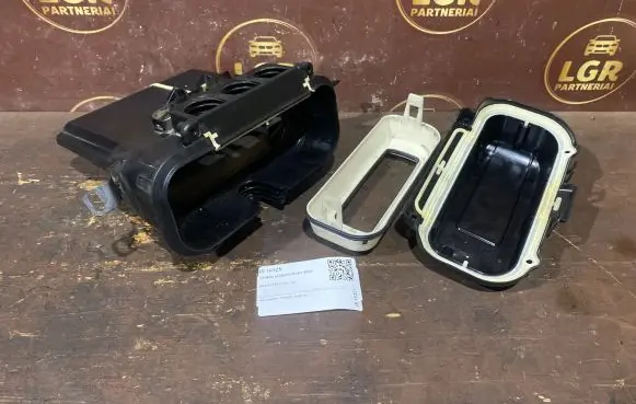 BMW 5 F10 F11 Engine control unit box 