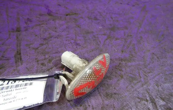 Fiat Sedici Front fender indicator light