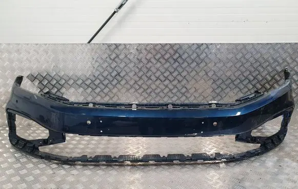 Volkswagen PASSAT B8 Front bumper 3G0807221H