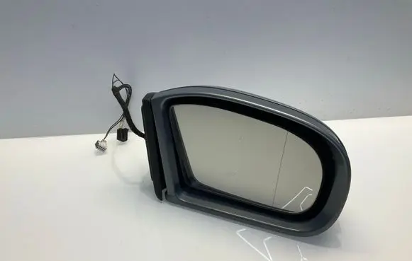 Mercedes-Benz E W211 Front door electric wing mirror