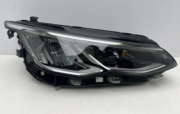Volkswagen Golf VIII Headlight/headlamp 5H1941006C
