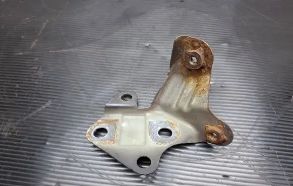 Lexus RX III Fender mounting bracket 