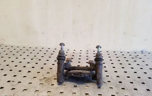 Renault Scenic I Brake caliper pad carrier rear 