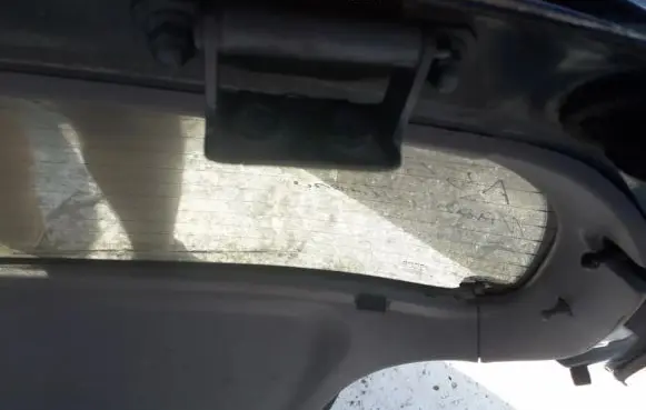 Nissan Almera N16 Tailgate/trunk/boot hinge