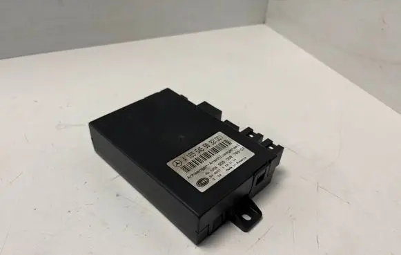 Volkswagen Crafter Tow bar trailer control unit/module 1695455632 A1695455632