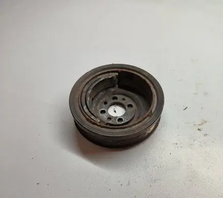 Volkswagen Polo IV 9N3 Crankshaft pulley 045105263A