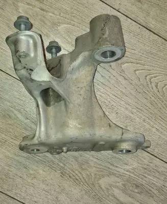 Renault Scenic IV - Grand scenic IV Sway bar bush bracket, front 548500910R