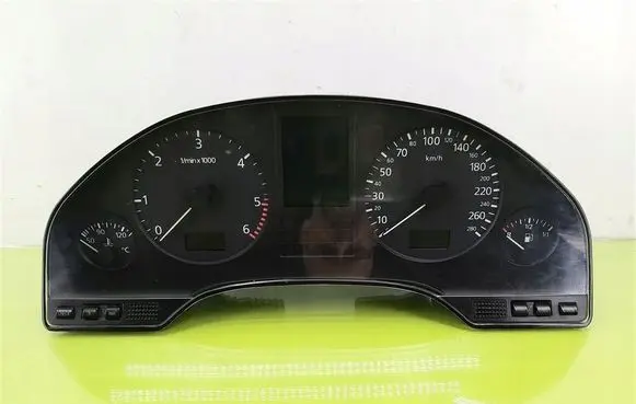 Audi A8 S8 D2 4D Speedometer (instrument cluster) 4D0919033G