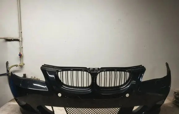 BMW 5 E60 E61 Front bumper 7896582 11460915
