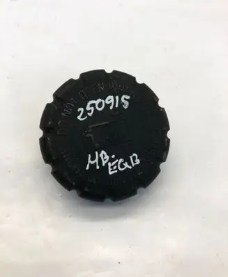 Mercedes-Benz EQB Coolant expansion tank/reservoir cap 2105010615