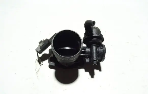 Ford Focus C-MAX Throttle valve 9647474880