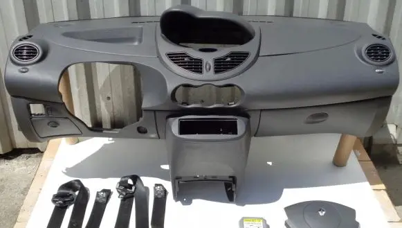 Renault Twingo II Dashboard 5491359