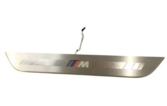 BMW 8 G16 Front sill trim cover 51478077338 8077338