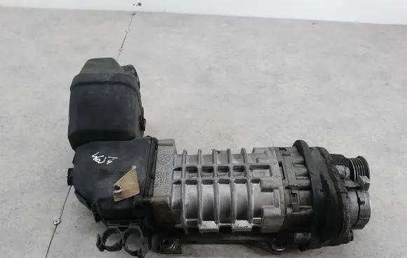 Volkswagen Golf V Other engine part 03C27603C145851G