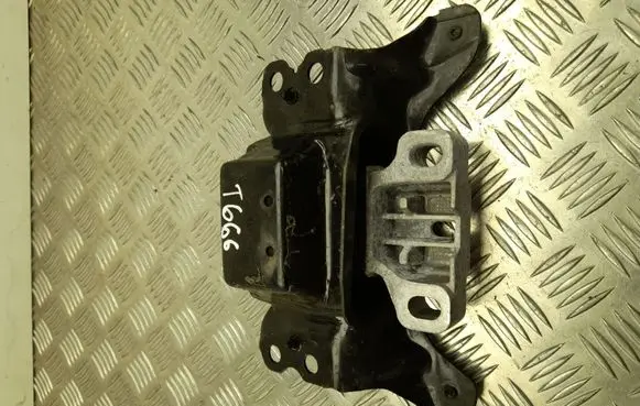 Volkswagen T-Roc Engine mount bracket 5Q0199555BD