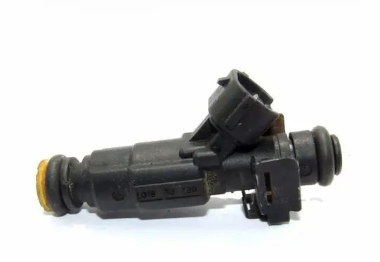 KIA Carens II Fuel injector 3531025100