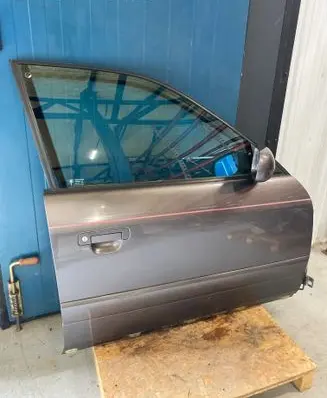 Audi A6 S6 C4 4A Front door