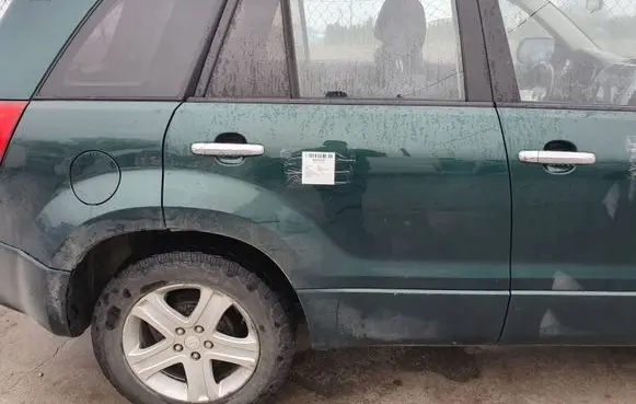 Suzuki Grand Vitara II Rear door Z2T C07