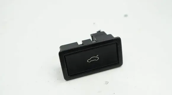 Skoda Superb B8 (3V) Tailgate opening switch 3C0959831AACR 3C0959831A