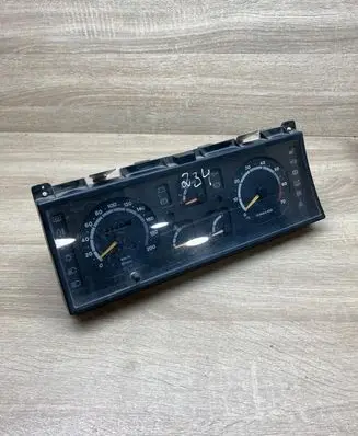 Renault Espace I Speedometer (instrument cluster) 19351601 19351698