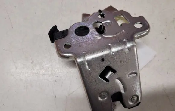 Audi A4 S4 B8 8K Tailgate/trunk/boot lock/catch/latch 8K9827505 318377