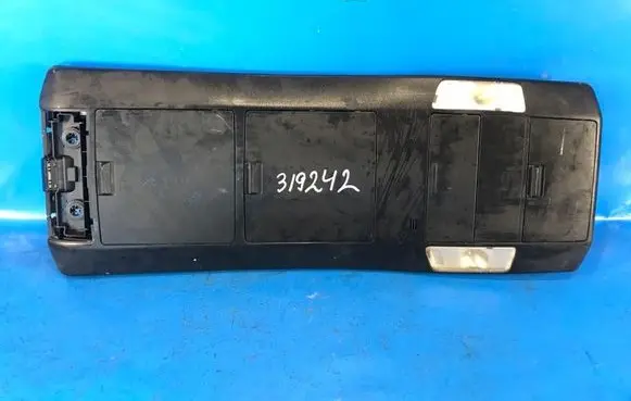 Toyota Tundra II Boot/trunk interior light 636500C170B0
