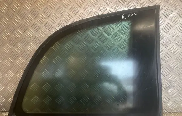Opel Zafira A Rear side window 43R007028