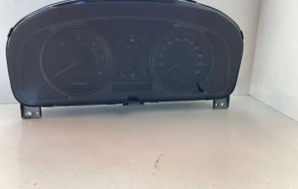 Chevrolet Captiva Speedometer (instrument cluster) 95967056