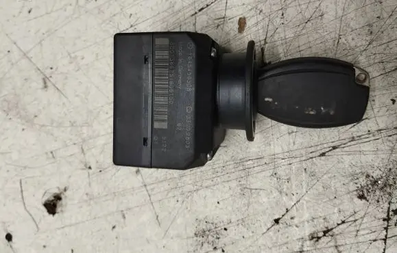 Mercedes-Benz ML W164 Ignition lock 1645450508