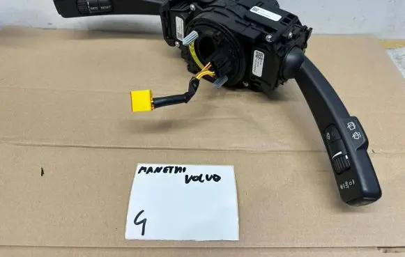 Volvo XC60 Headlight wiper switch 31334647