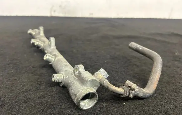 BMW 3 E90 E91 Fuel main line pipe 7787164 002764 0445214030