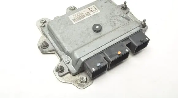 Nissan Qashqai Engine control unit/module ECU MEC93390