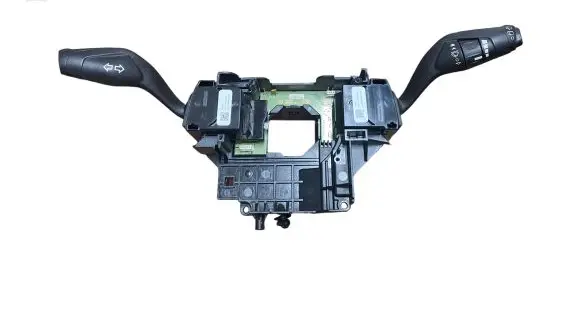 Ford Focus Wiper turn signal indicator stalk/switch AV6T13335AC
