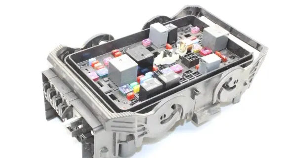 Opel Insignia B Fuse box set 39116626