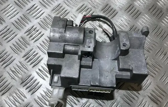 Mazda 6 Steering wheel lock k7400 az01d