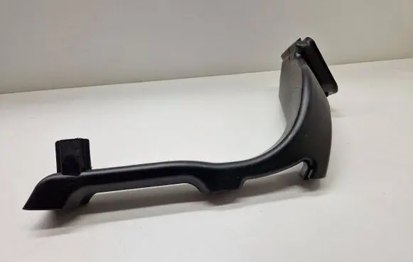 BMW i4 Cabin air duct channel 6805554