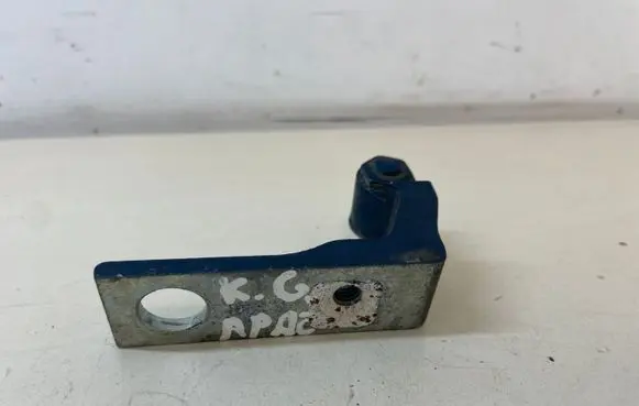 Ford S-MAX Rear door lower hinge