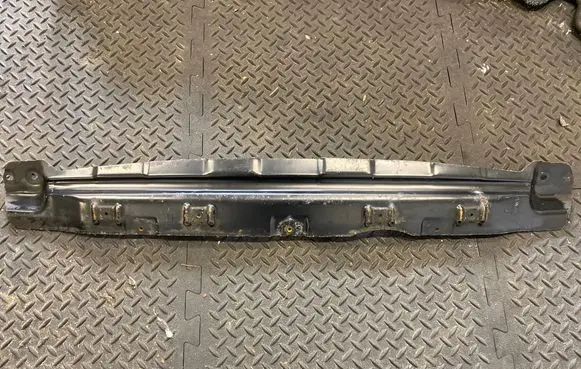 Porsche Cayenne (9PA) Bottom radiator support slam panel 7L0805551A