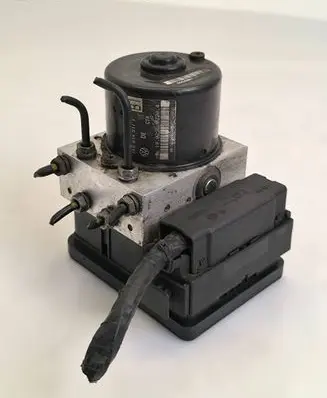 Skoda Octavia Mk2 (1Z) ABS Pump 1K0907379AA 10096003603 00005305G1