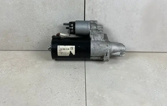 Mercedes-Benz E W213 Starter motor A6429061100 6429061100 OM642