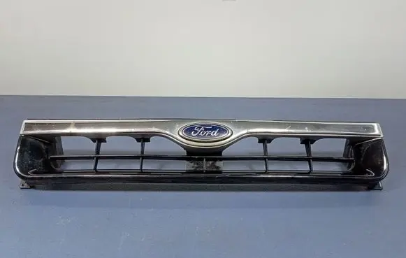 Ford Maverick Front grill 62310-0F100